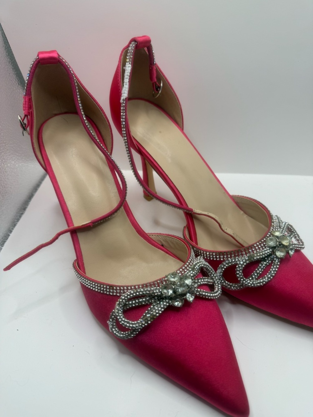 Hot Pink Rhinestone Bow Heels Size 10 Barbiecore Satin Pointed Toe Pumps - Picture 2 of 5